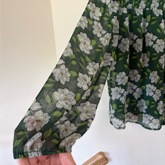 Draper James Green Floral Blouse - Picture 8 of 9